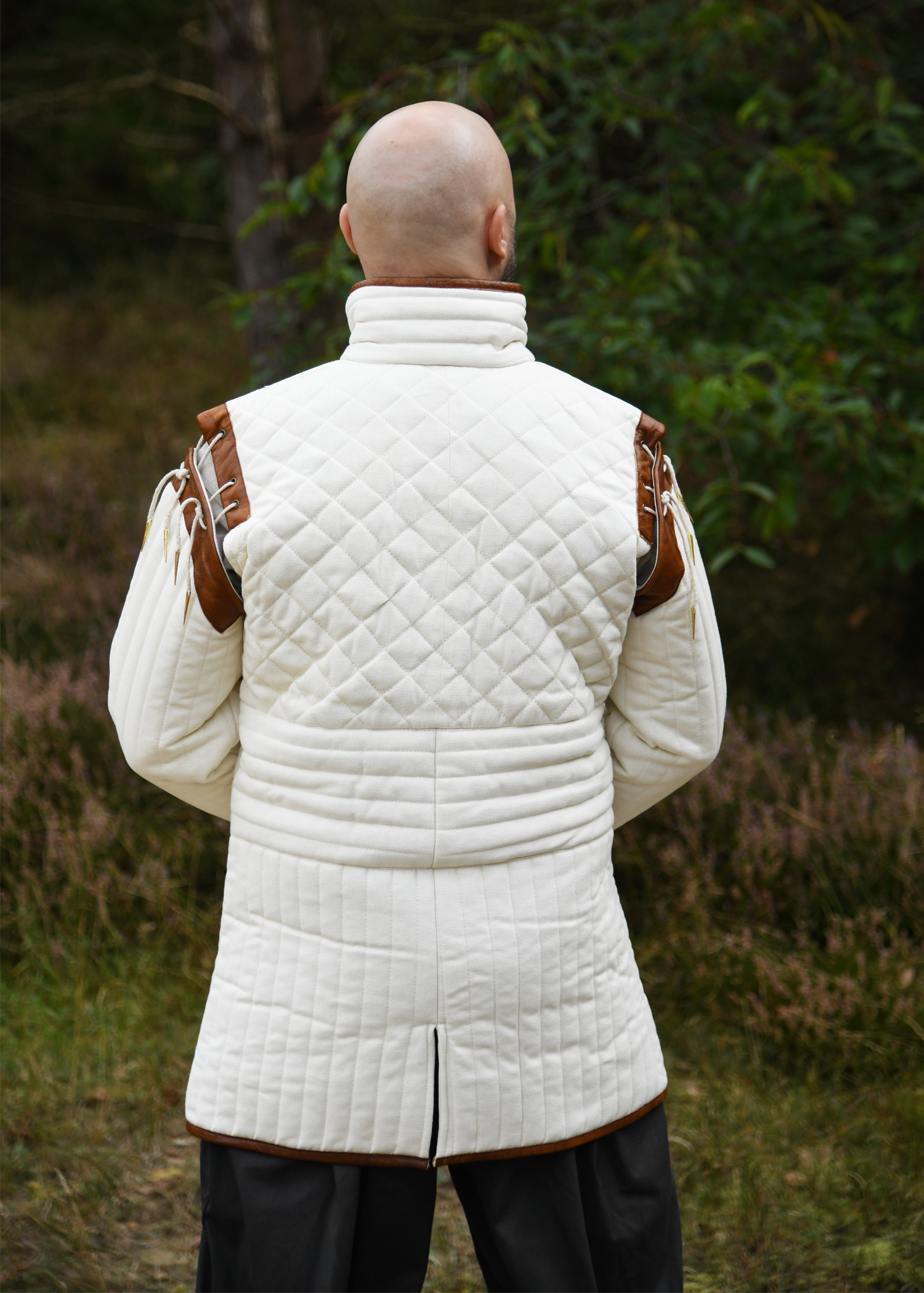 Long Gambeson with Detachable Sleeves and Leather, natural-brown
