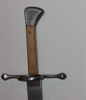 Langes Messer aus Alu - Typ Ring für Linkshänder