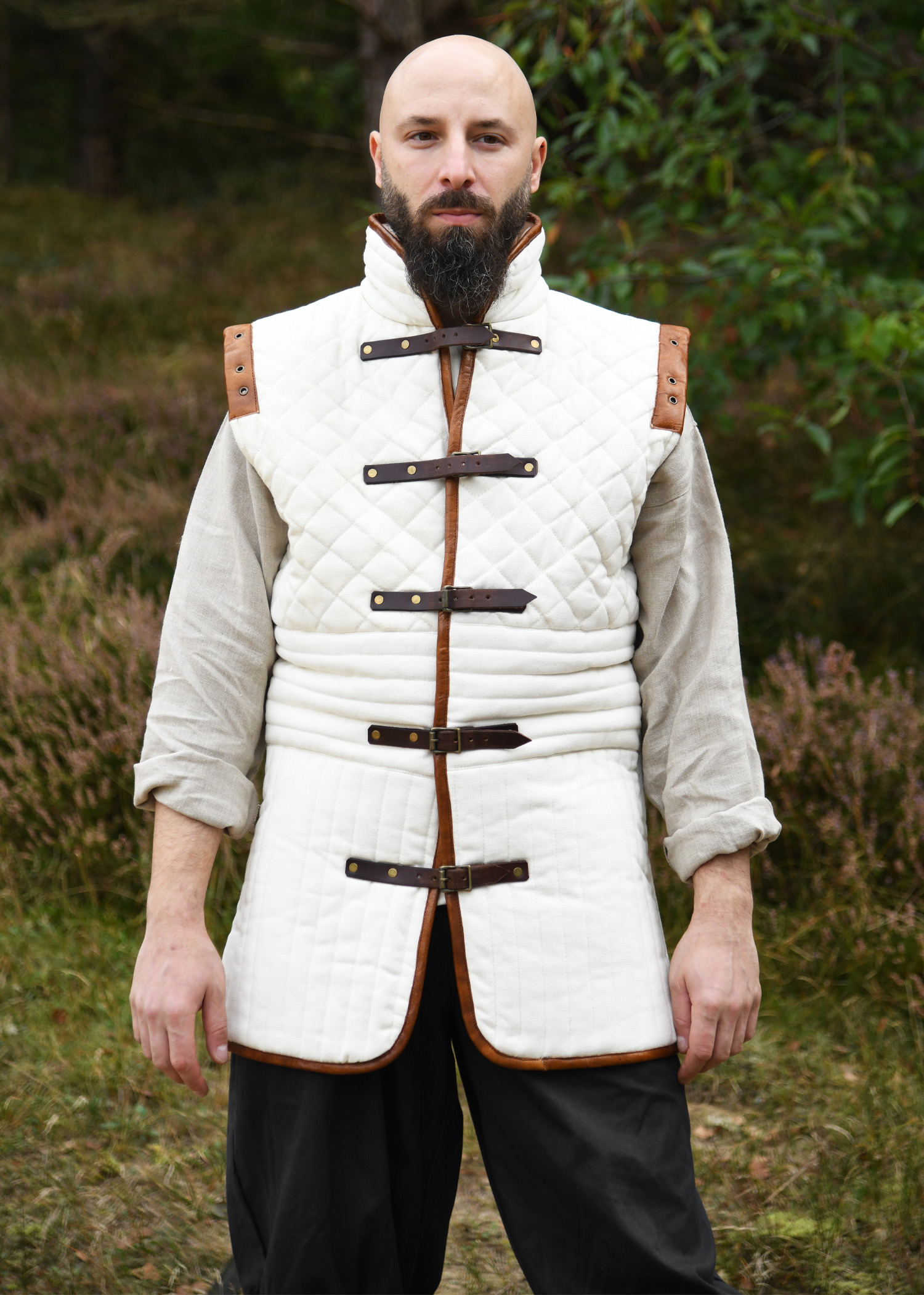 Long Gambeson with Detachable Sleeves and Leather, natural-brown