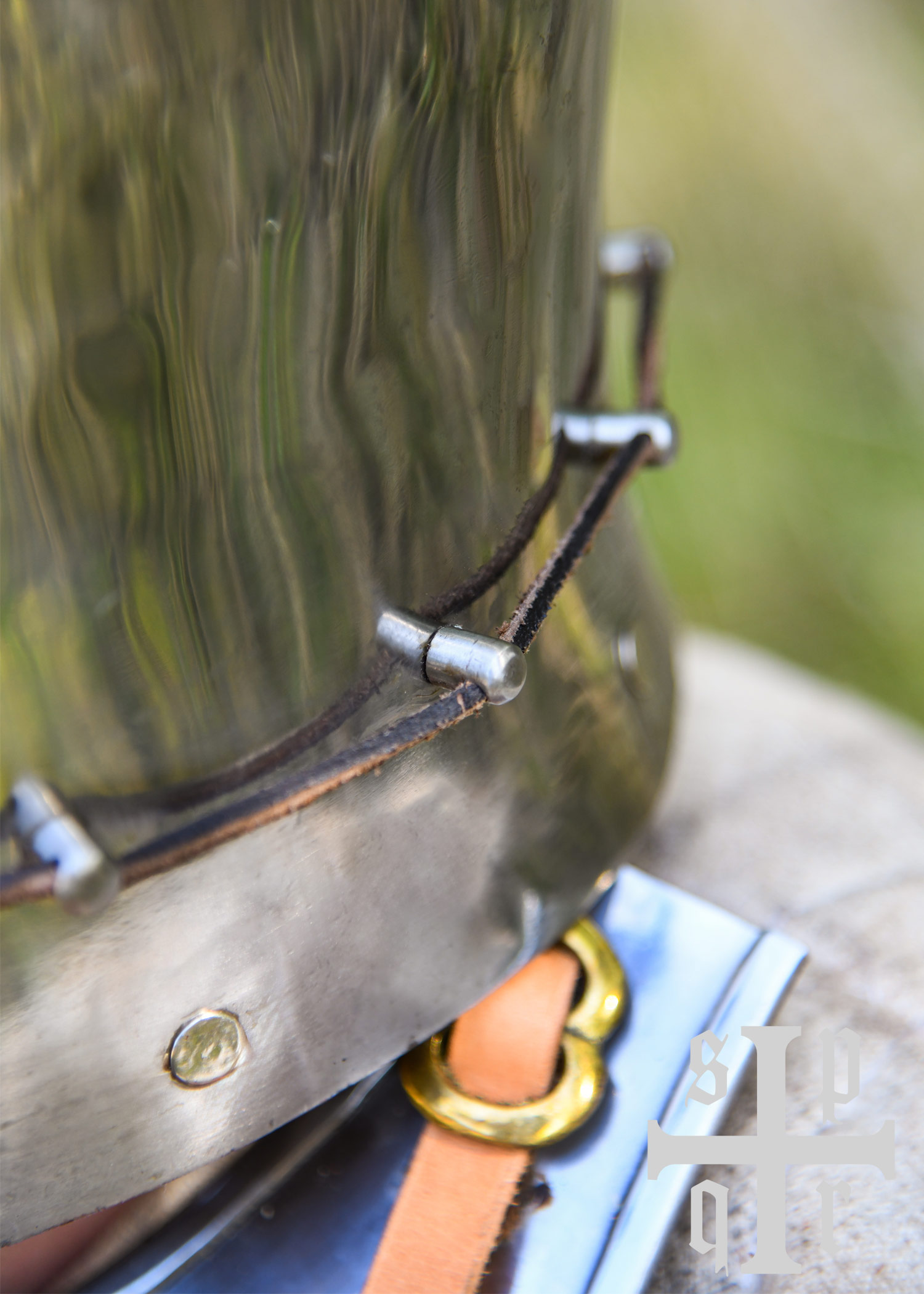 Beckenhaube mit Klappvisier und Zwiebel-Top, Mittelalter-Helm, 2 mm Stahl