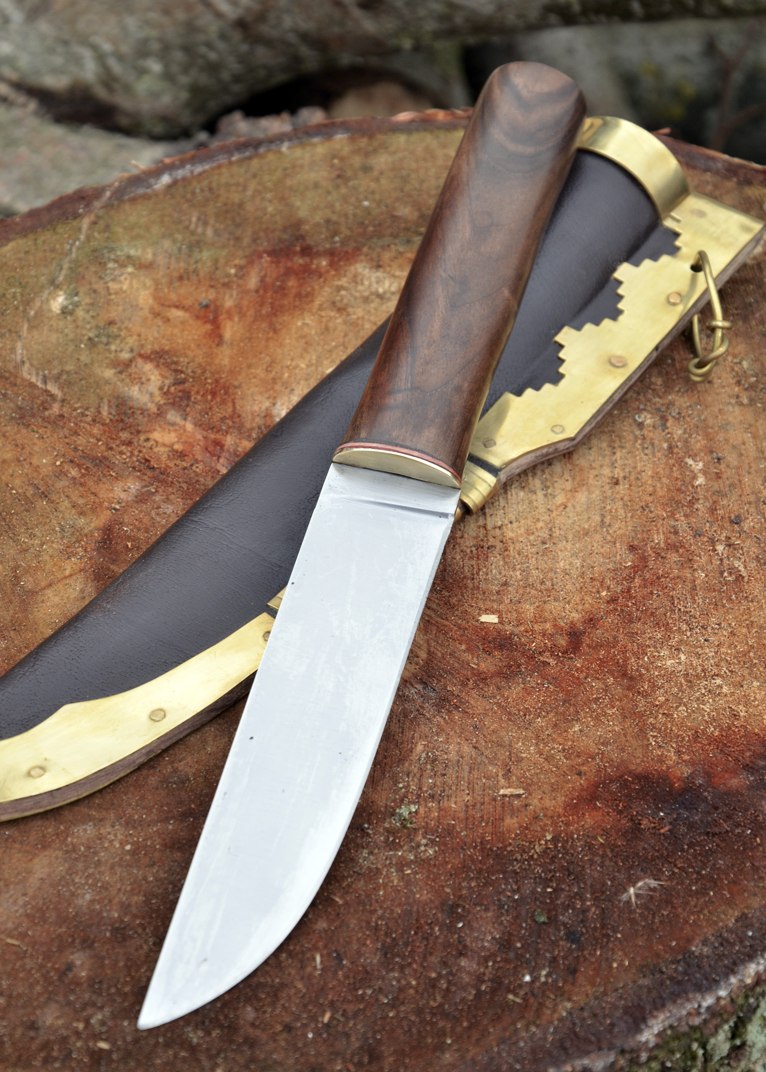 Viking Seax Type 1, walnut hilt, leather scabbard, approx. 28 cm