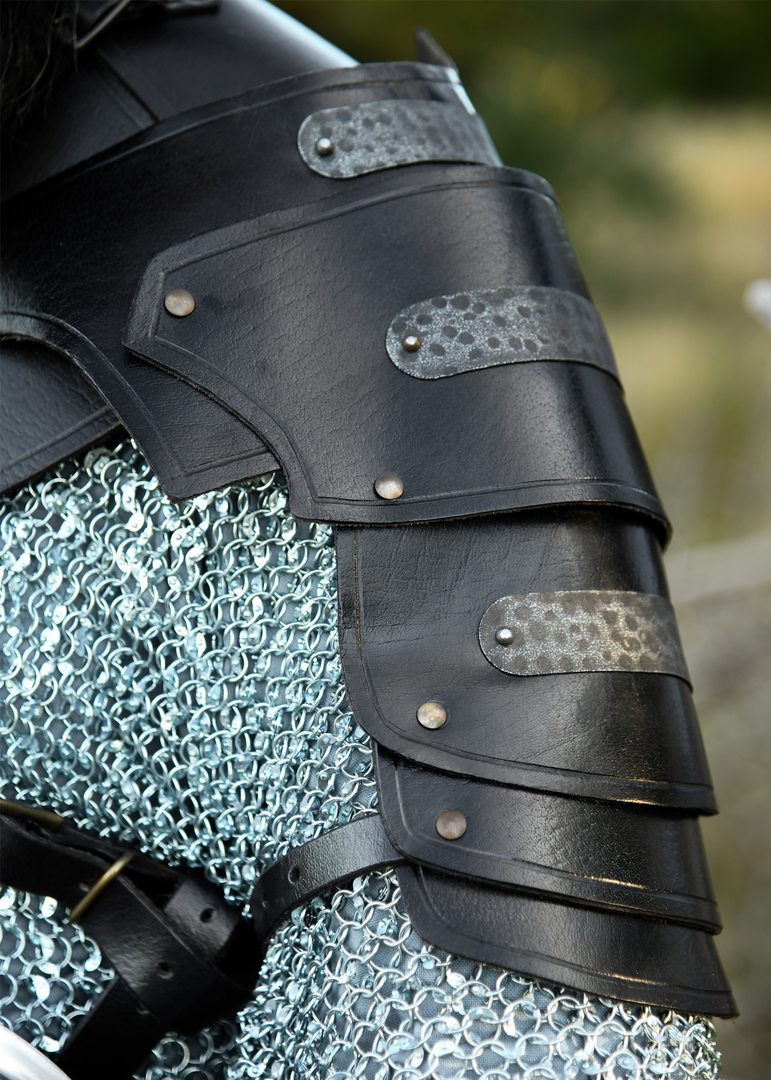 Leather Shoulder Armour Balor with Metal Details, black