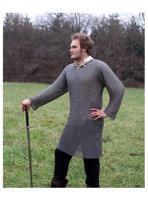 Kettenhemd Hauberk, Flachring mit Keilnieten, ID 8 mm, Gr. XL